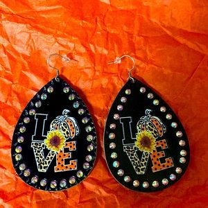 Fall handmade leather earrings with schwarski crystals.